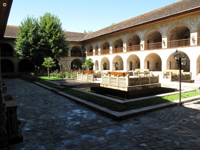 Azerbaïdjan - Sur la route de la soie à Sheki, la Perle du Caucase| Le Blog du Voyage Autrement