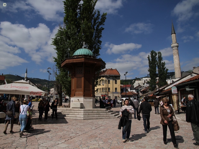 Bosnie-Herzégovine - Sarajevo,  une ville qui renait de ses cendres 