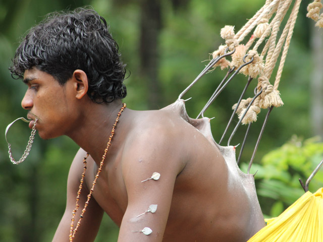 Sri Lanka - Une Incroyable Cérémonie Hindouiste