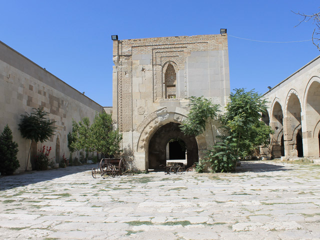 Turquie - Le Caravensérail de Sultan Hani - Cour Intérieure